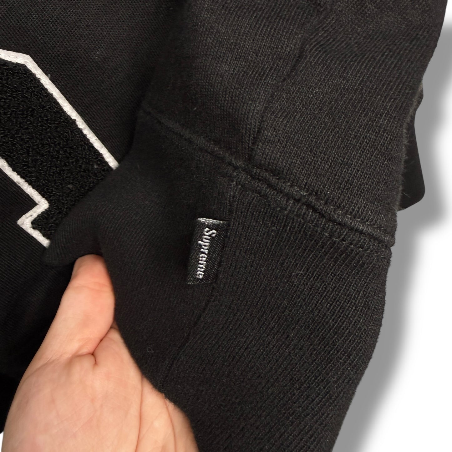 Supreme Sweatshirt Black