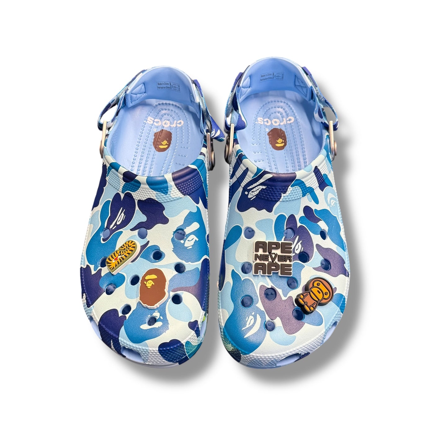 A bathing ape x CROCS BNWT, 13UK blue camo