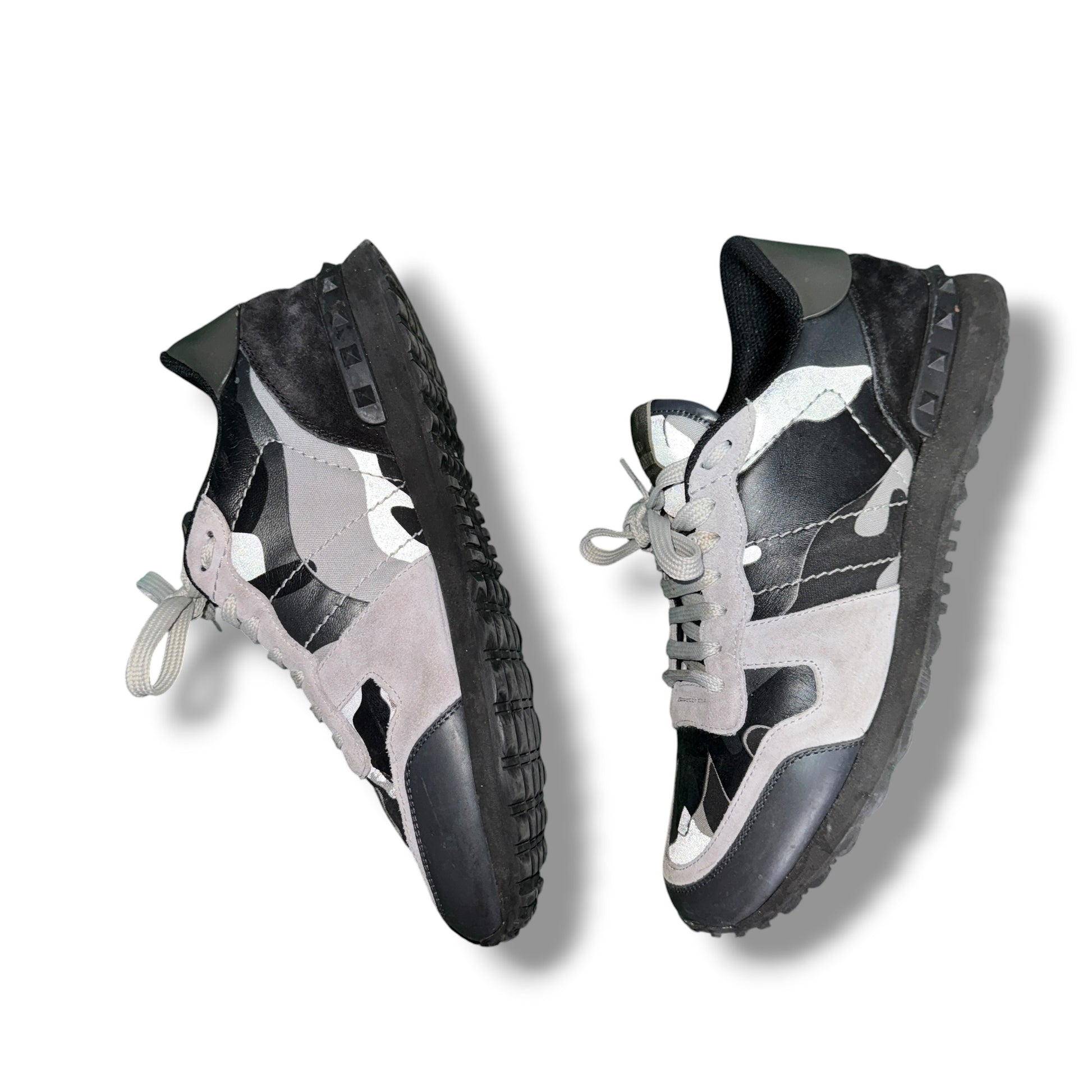 Valentino Garavani Sneakers Black