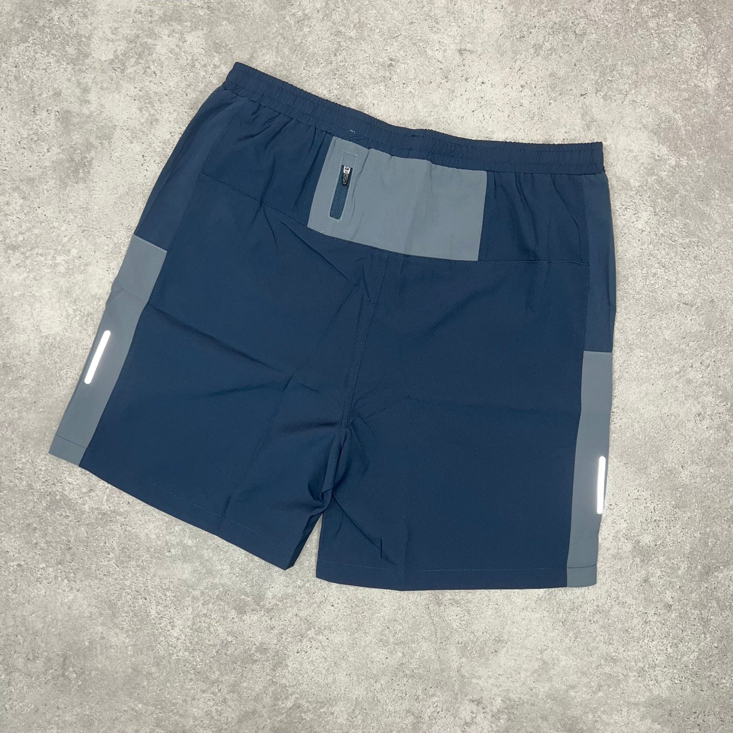 Adapt To Running 2.0 Shorts - Navy/Grey