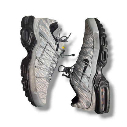 Nike Sneakers Grey