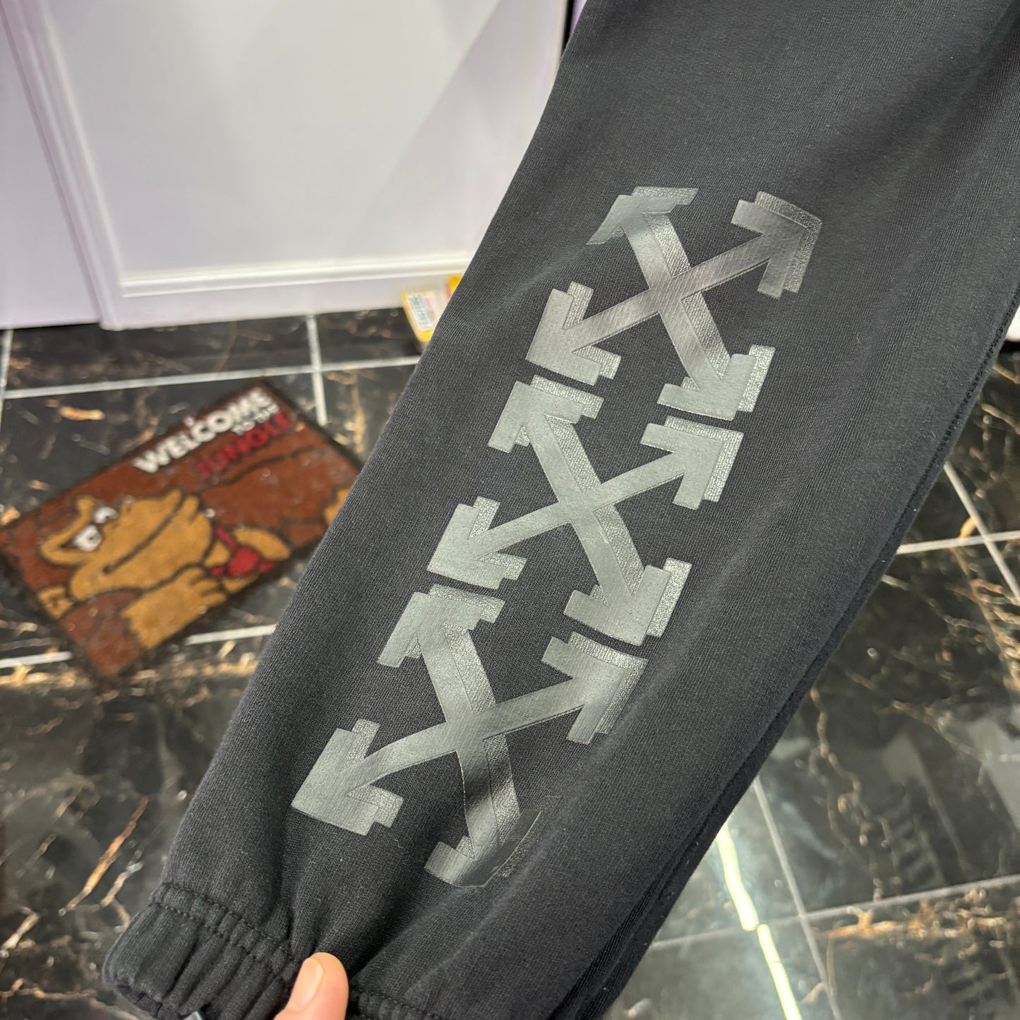 Offwhite jogger, black, medium relaxed