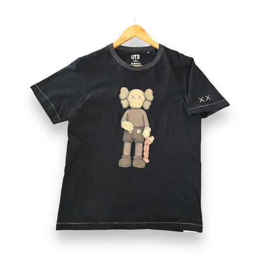 Kaws t-shirt, small, black