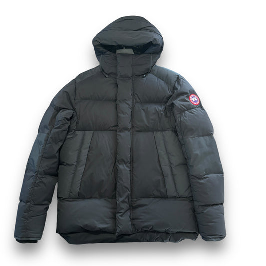 Canada goose puffer coat, toronto/ armstrong style, large, black