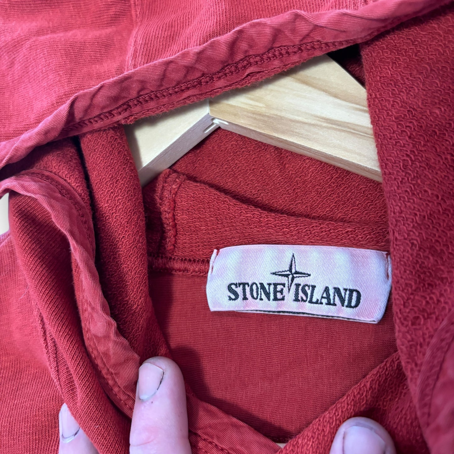 Stone island hoodie, medium, red, relaxed fit