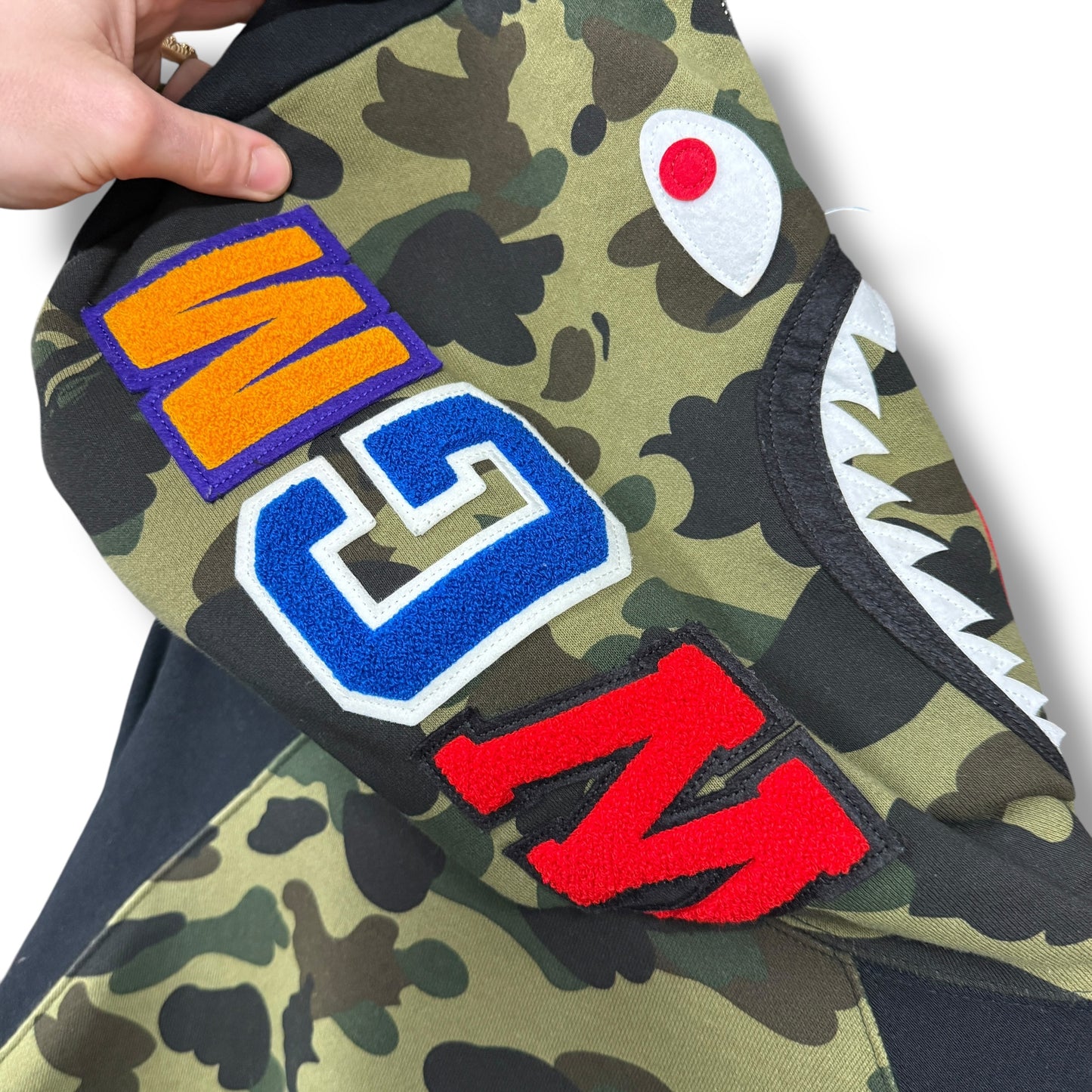 A bathing ape hoodie/ quarter zip, black, medium