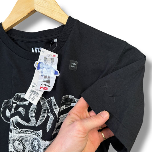 kaws cartoon t-shirt, black, xs, new