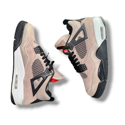 Jordan Sneakers Beige