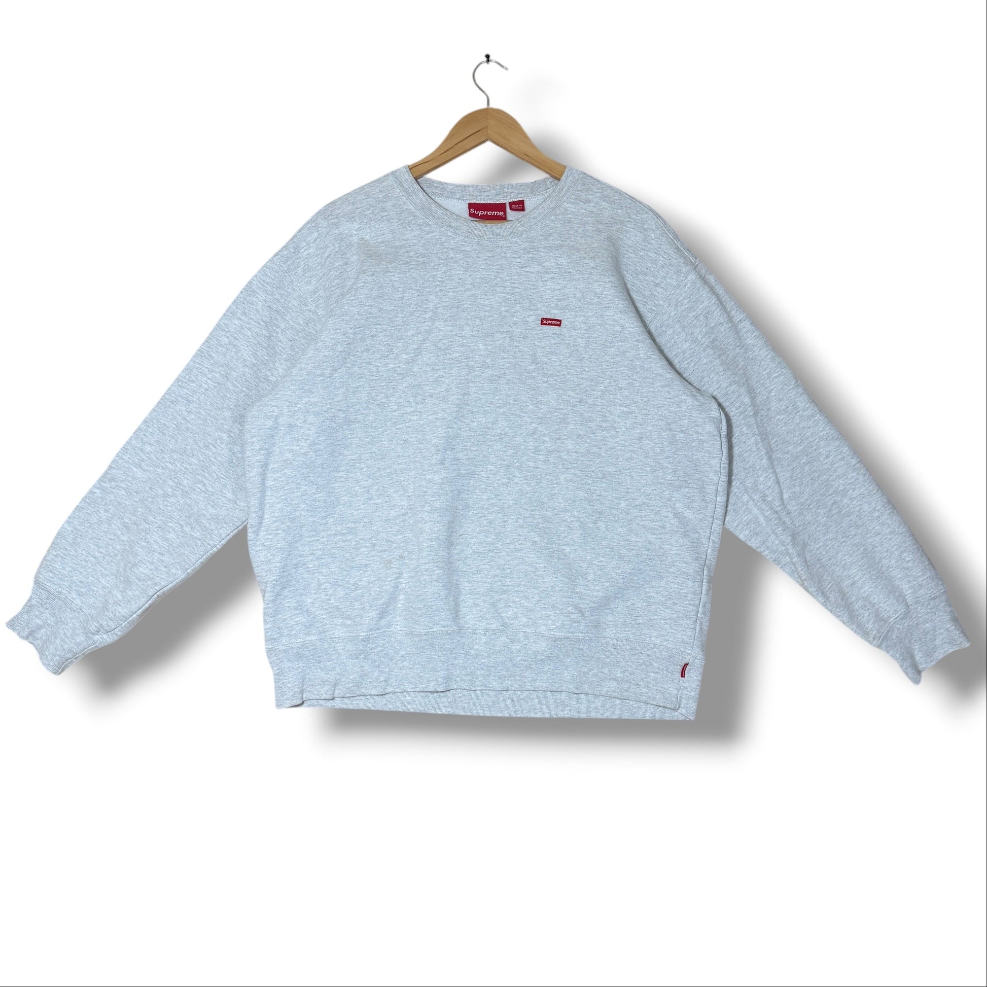 Supreme Sweatshirt Grey