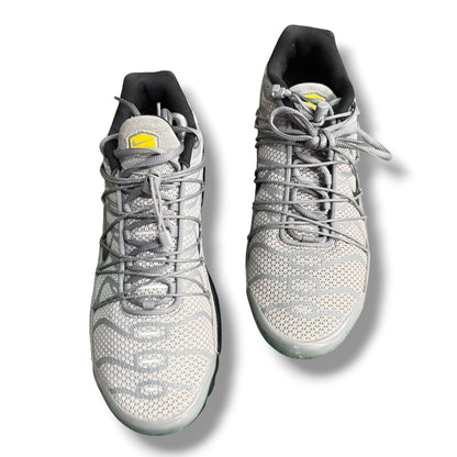 Nike Sneakers Grey