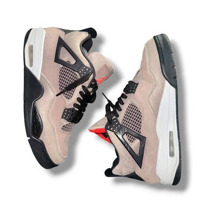 Jordan Sneakers Beige